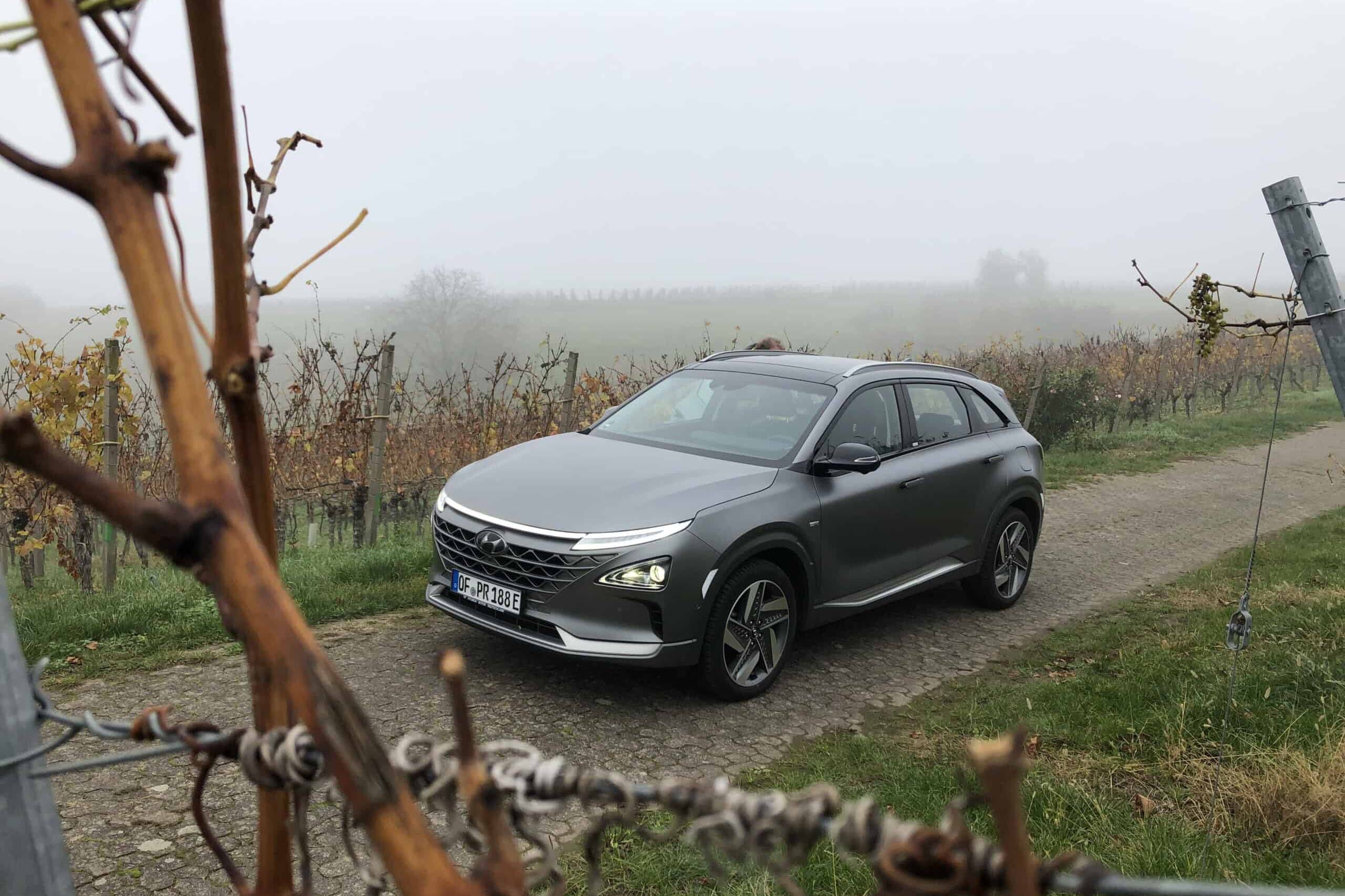 Antrieb mit Brennstoffzelle zu einem Zehntel heutiger Kosten 1 Hyundai Nexo - schon heute mit Wasserstoff fahren