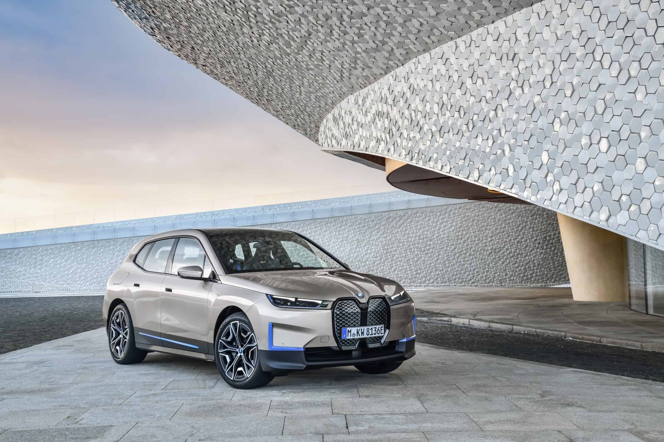 Stromschlag aus Bayern - Neuer BMW iX 5 Weiterer Stromschlag aus Bayern - Neuer BMW iX