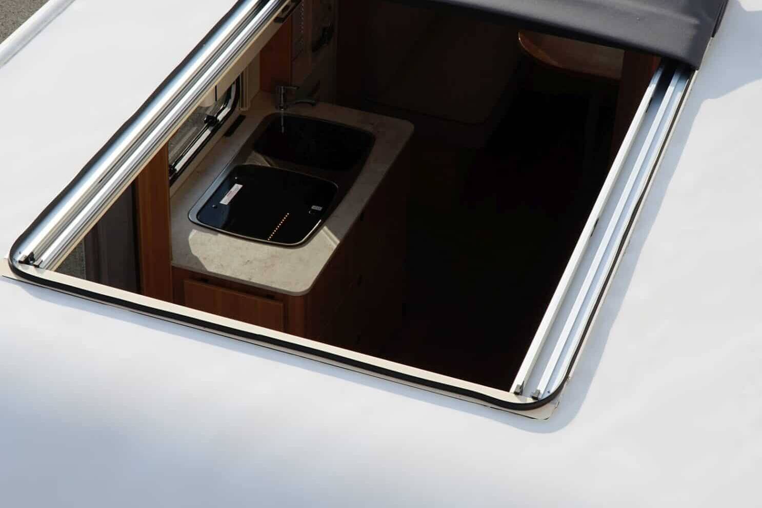 Faltdach-Caravan von LMC im Stresstest 5 LMC Style 450 D , Studie , Faltdach