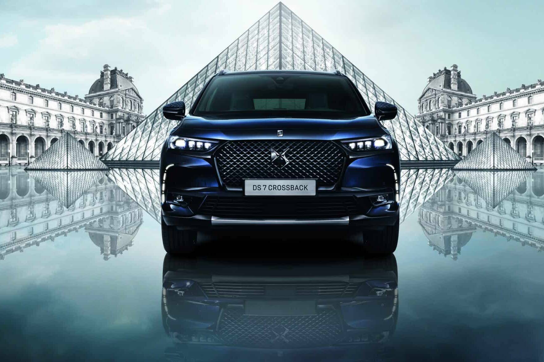 Sonderedition DS 7 Crossback - Louvre inklusive 10 DS 7 Crossback E-Tense 4x4 Louvre