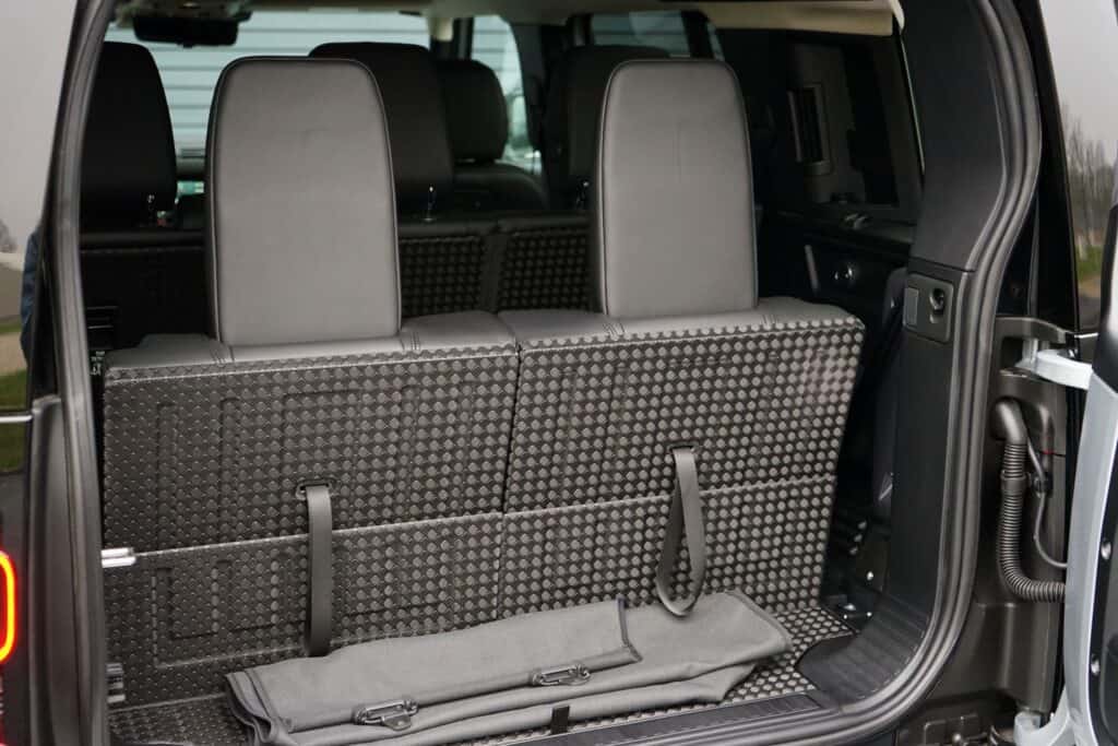 Land Rover Defender P400 S MHEV (2020) - Kommt die Ikone zurück? 4 Land Rover Defender P400 S MHEV - Die Ikone 2020? - Offroad mit 400 PS