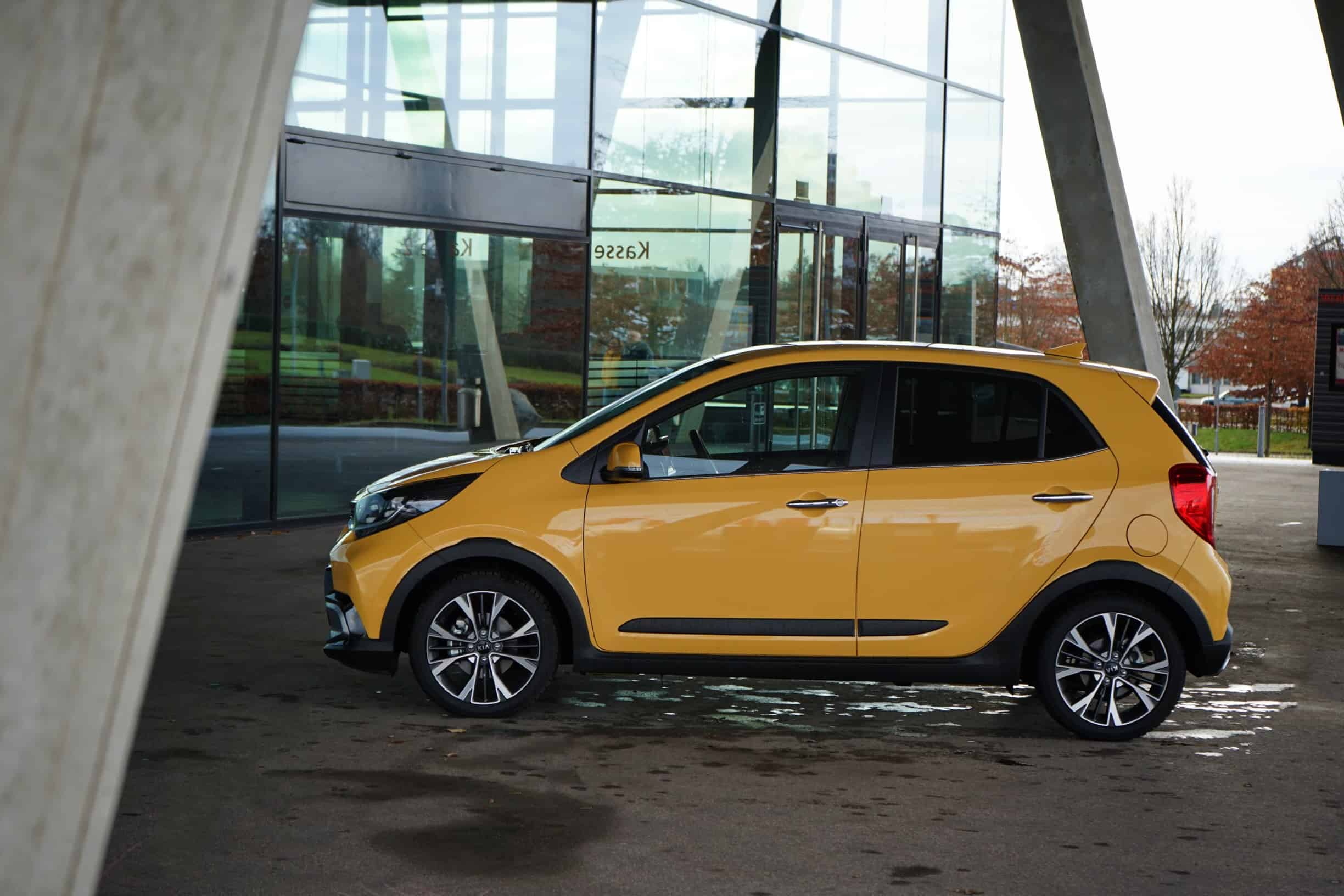 80 Prozent der Autofahrer suchen gelegentlich nach ihrem Fahrzeug 5 Kia Picanto Facelift 2021 (84 PS) - X-line vs. GT - Mein Innenraum-Check I POV