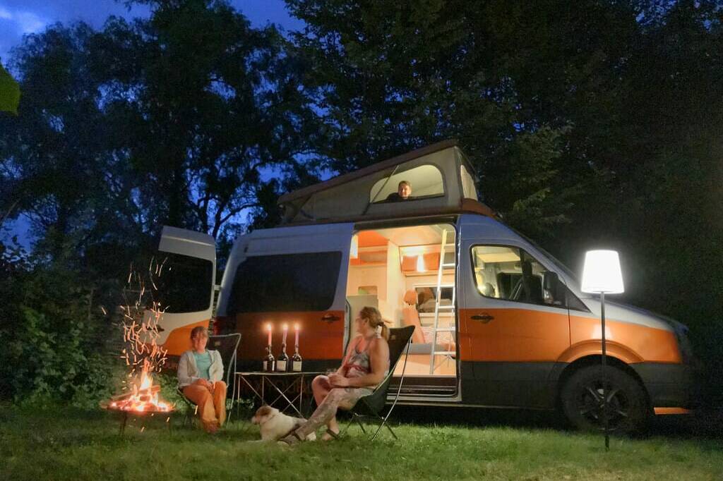 Der Flowcamper Max macht Platz auf dem Dach 2 Der Flowcamper Max macht Platz auf dem Dach