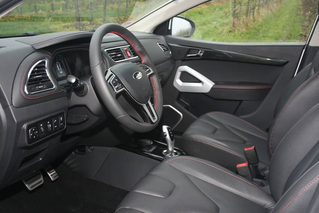JAC e-S2: Das kleine China-SUV für die Steckdose 4 JAC e-S2.