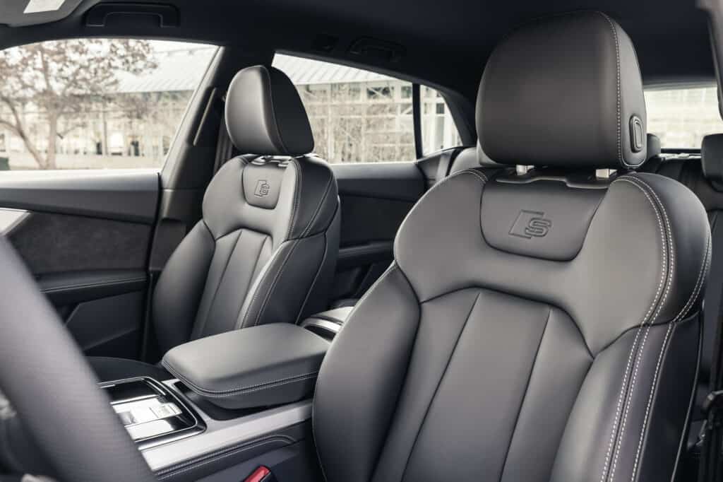 Der neue Audi Q8 60 TFSI e 4 Audi Q8 60 TFSI e quattro