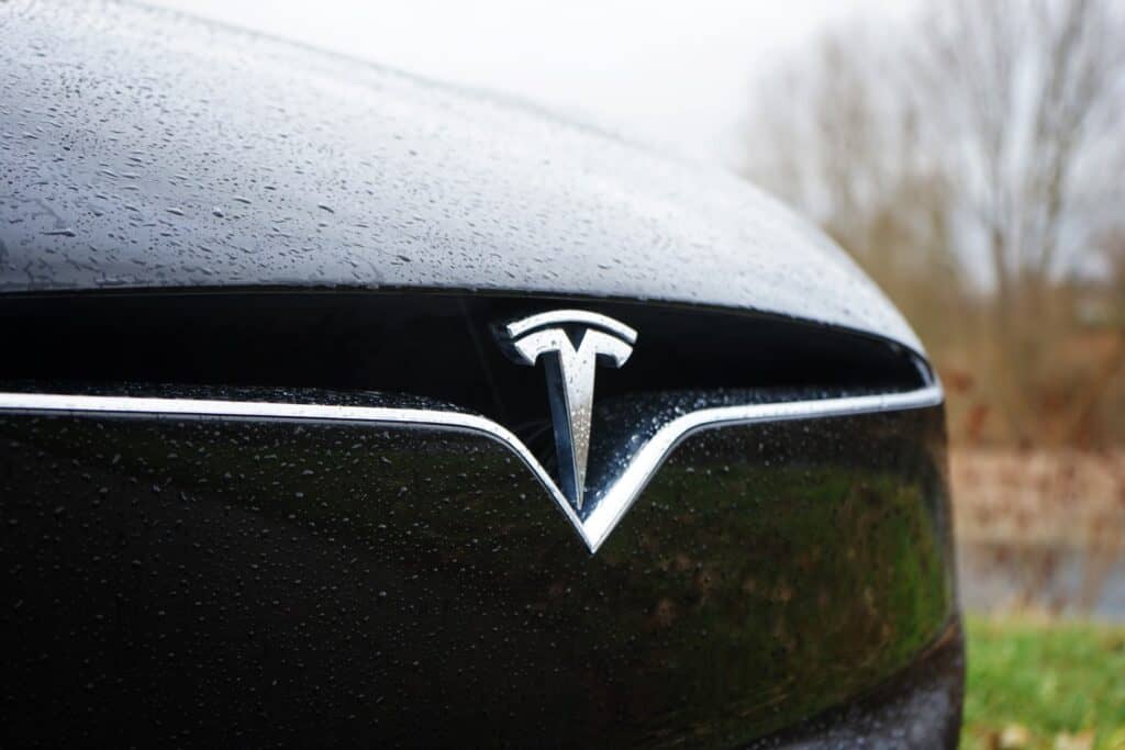 Tesla legt nach: Facelift und über 1000 PS für die Modelle S und X 8 Tesla Midel X