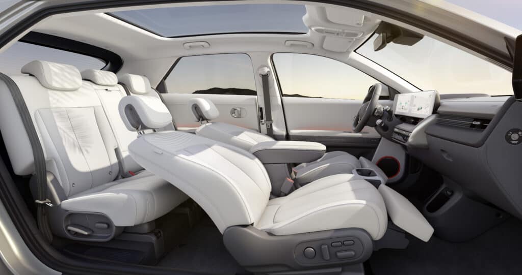 Preise des neuen, elektrischen Hyundai Ioniq 5 ab 41.900 Euro 3 Preise des neuen, vollelektrischen Hyundai Ioniq 5 ab 41.900 Euro, innen