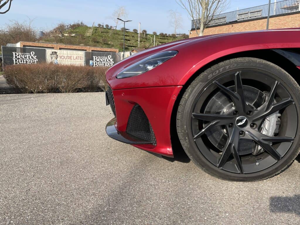 Aston Martin DBS Superleggera (2021) - Schön, dass es so was (noch) gibt 5 Aston Martin DBS Superleggera (2021)