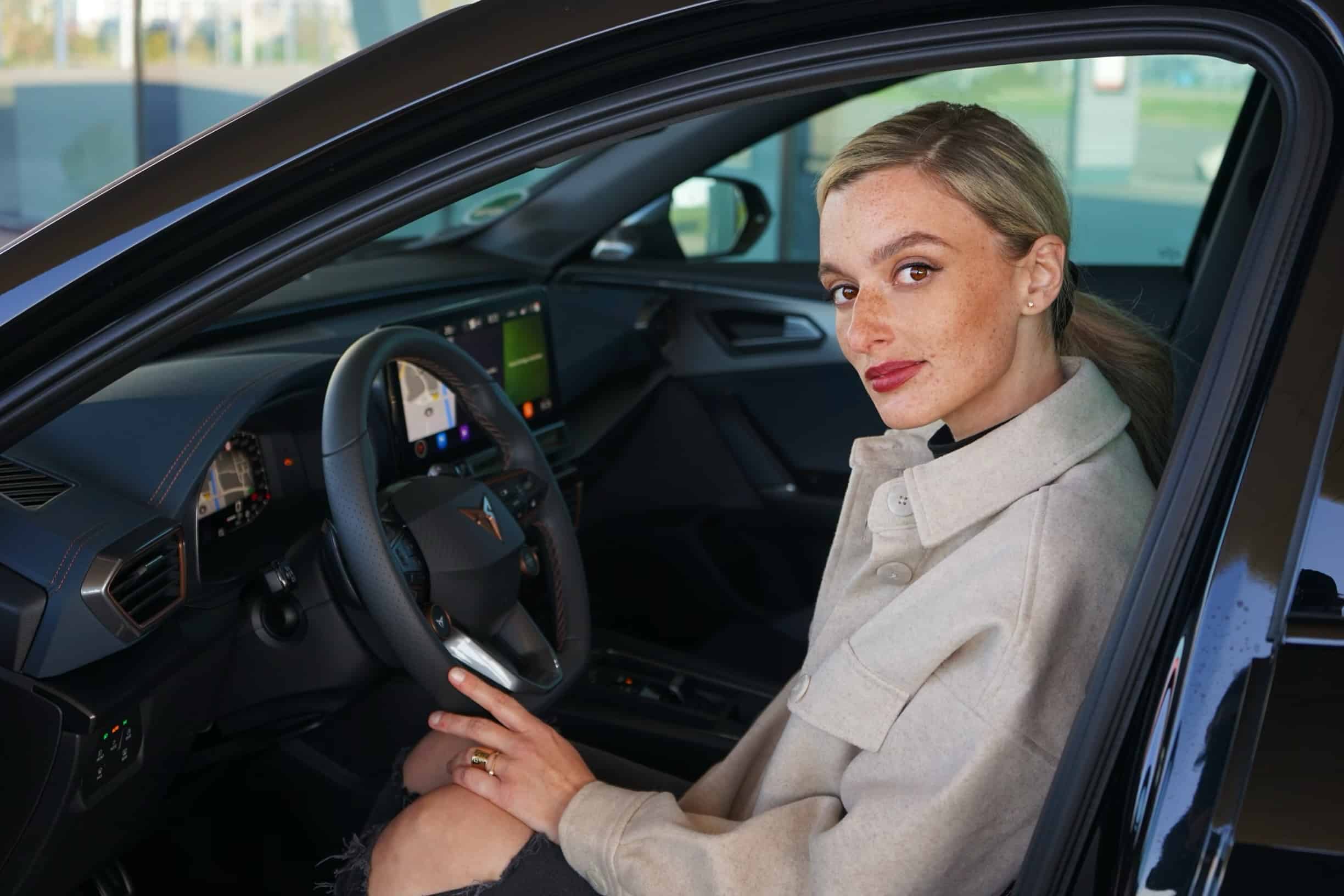ZDK: Die Politik verunsichert die Autofahrer 11 (2021) CUPRA Formentor VZ 1.4 e-Hybrid mit 245 PS , NinaCarMaria