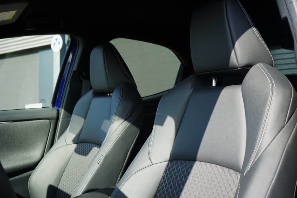 Toyota Yaris Hybrid (2021) - Was sich in 20 Jahren änderte - und was nicht 11 Toyota Yaris Hybrid (2021), Sitze