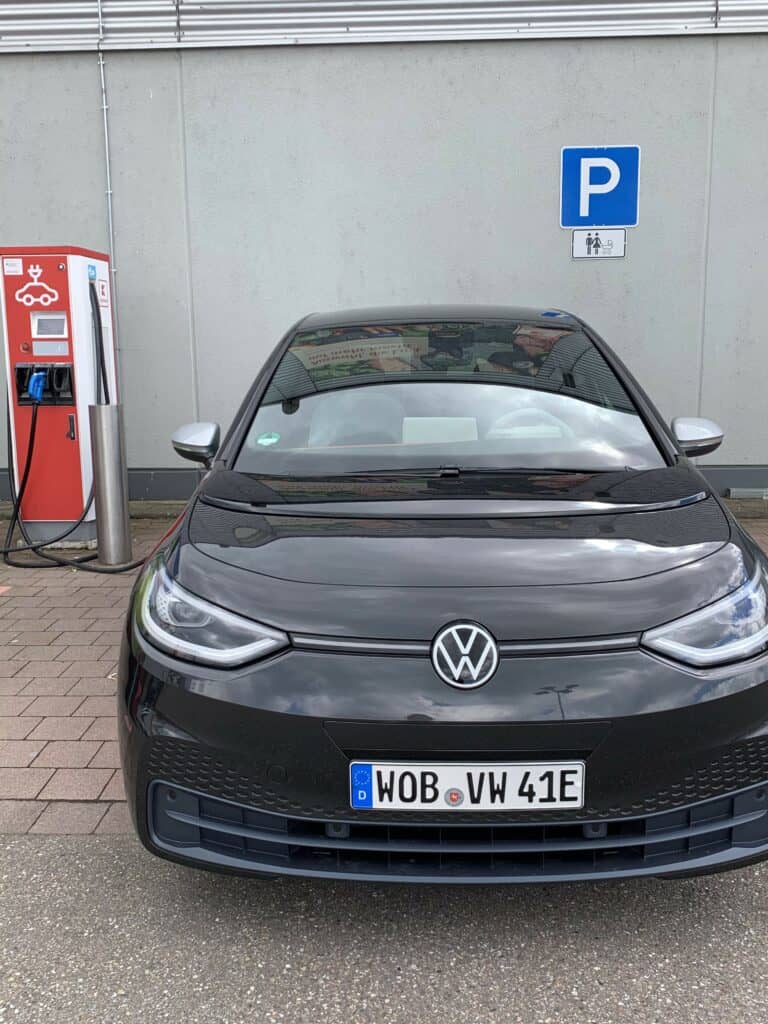 VW ID.3 - Kann der kompakte Wolfsburger das Golf Erbe antreten? 2 VW ID.3