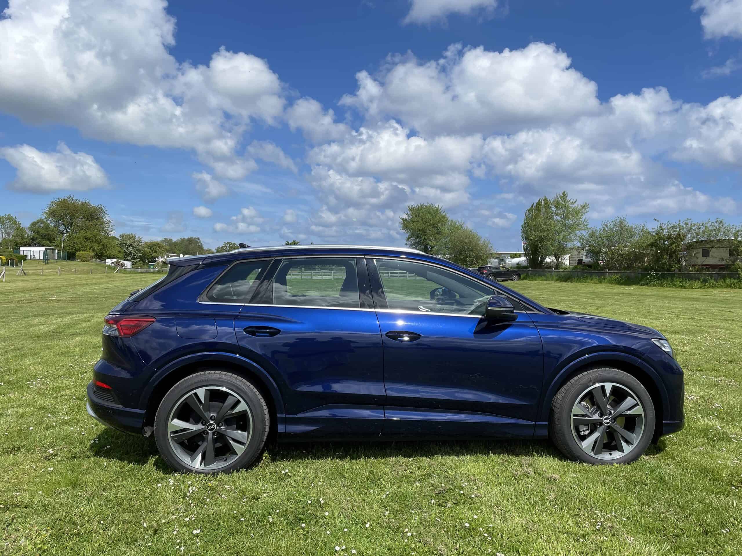 Volvo XC40 Recharge Single ( Pure Electric Pro) - Wie geschaffen für die Stadt 11 Audi Q4 e-tron (2021)