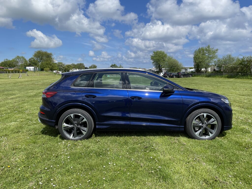 (2021) Audi Q4 e-tron - Klassisches Steilheck oder doch Coupé-Heck (Sportback)? - Vor- und Nachteile 7 (2021) Audi Q4 e-tron