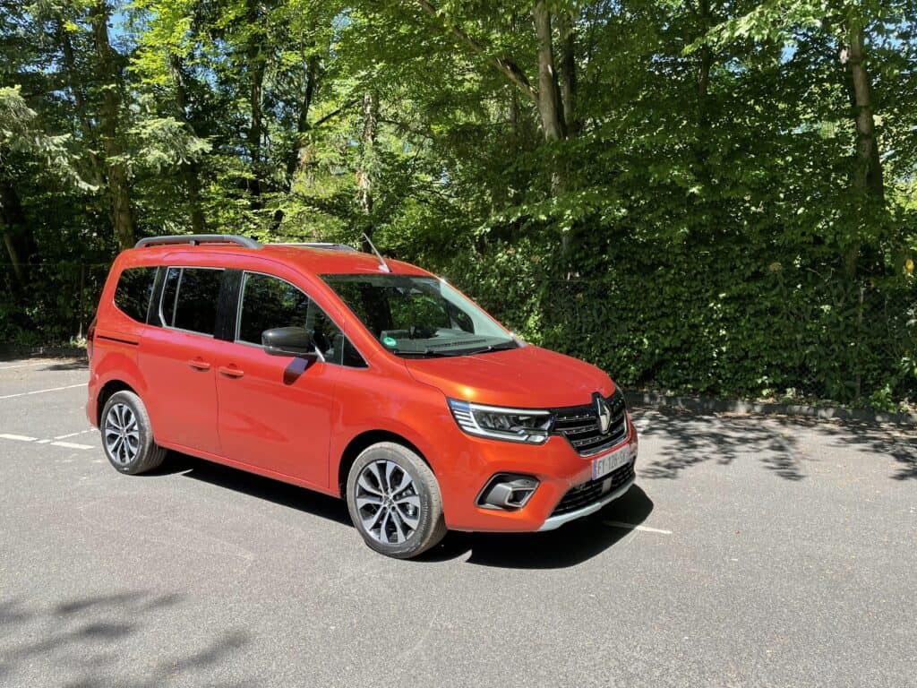 Renault Kangoo Blue dCi 95 (2021) - Der Familienfreund mit hohem Nutzwert 9 Renault Kangoo Blue dCi 95