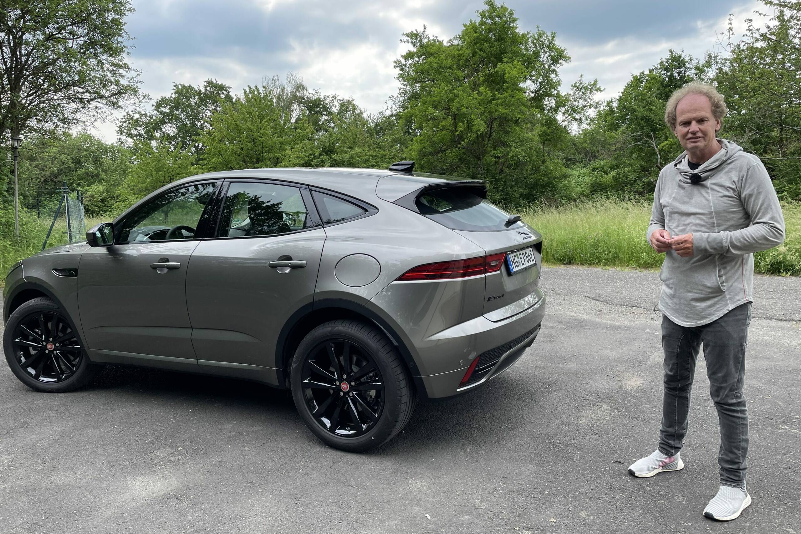 Jaguar E-Pace (2022) - Wildkatze mit der Kraft der 2 Herzen 1 Jaguar E-Pace (2022) - Wildkatze mit der Kraft der 2 Herzen