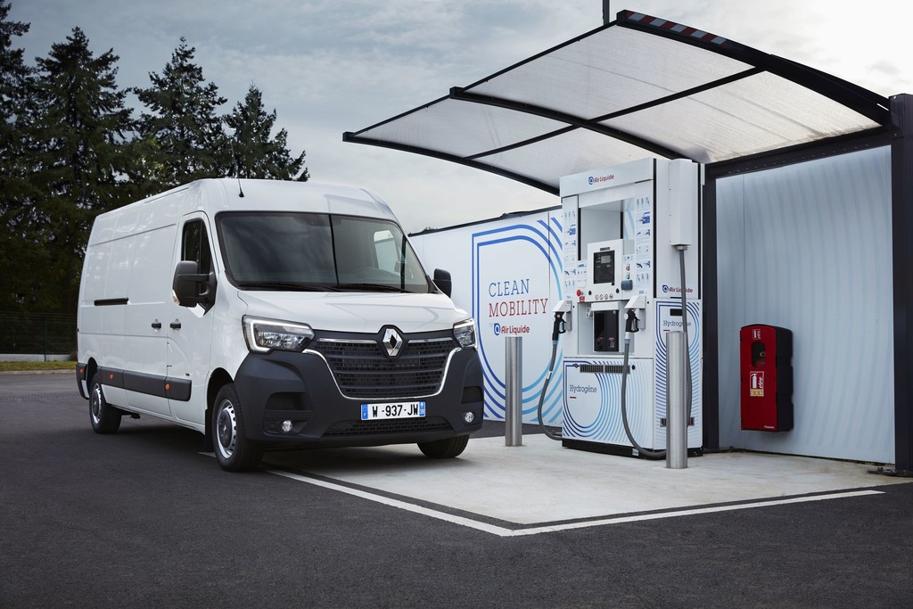 Nun setzt auch Renault auf Wasserstoff 9 Renault Master ZE Hydrogen