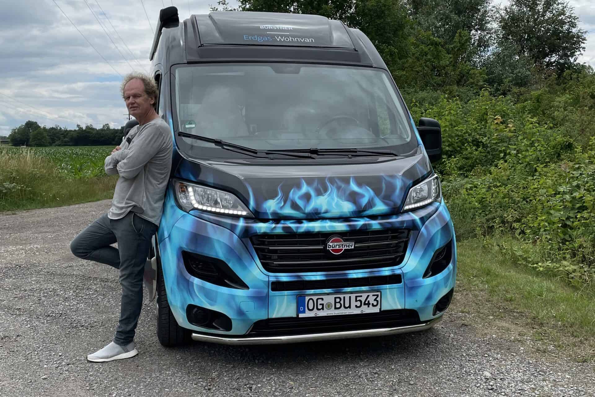 Neue EU-Führerscheinrichtlinie: Erhöhung des Gewichtslimits für Reisemobile auf 4,25 Tonnen 5 (2021) Bürstner Eliseo Konzept C543 CNG - Der WohnVan mit Erdgasantrieb