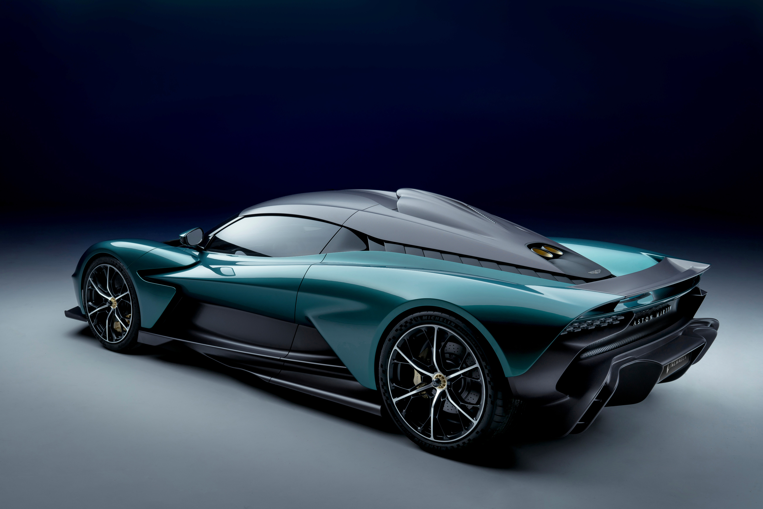 Aston Martin Valhalla Concept gibt Ausblick auf einen Supersportwagen 8 Aston Martin Valhalla Concept