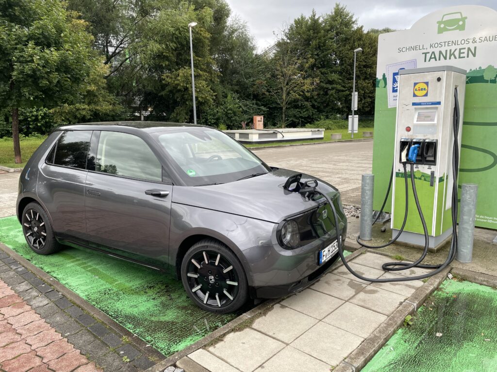 Honda e - Japanischer E-Kleinwagen mit Charme 8 Honda e Advance