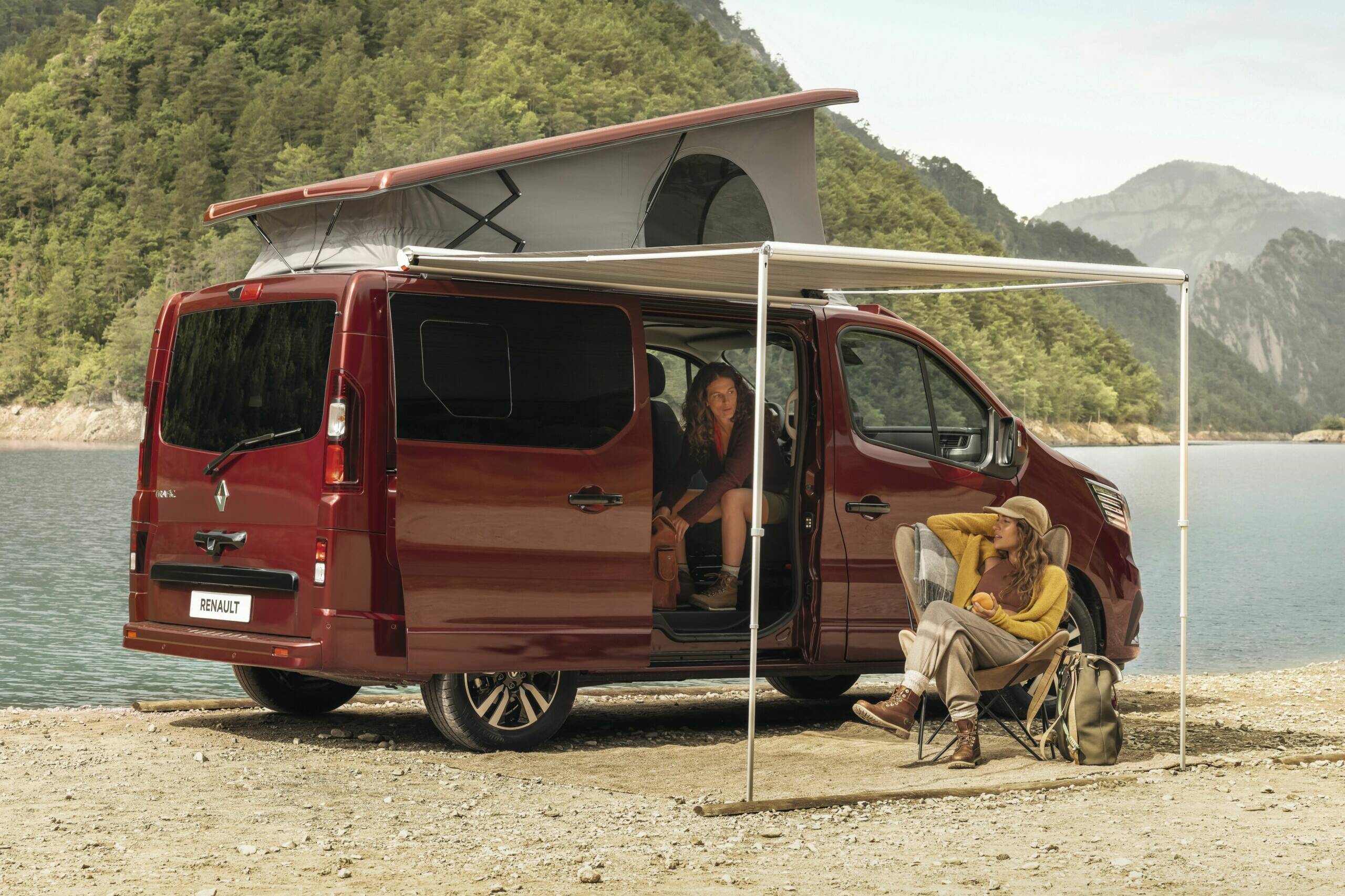 Renault Trafic Spacenomad: Premiere für den Campervan auf dem Caravan Salon 3 Renault Trafic Spacenomad
