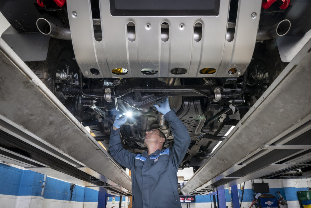 Ineos nennt Preise für den Grenadier 10 INEOS Grenadier - Bosch Service Centre