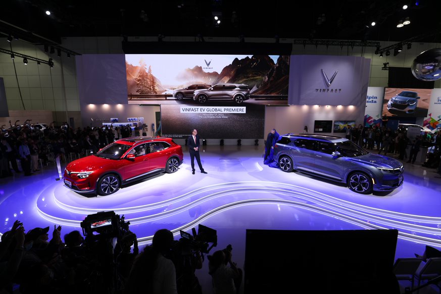 VinFast mit 2 elektrischen SUV-Modelle VF e35 und VF e36 auf Auto Show in LA 14 VF e36