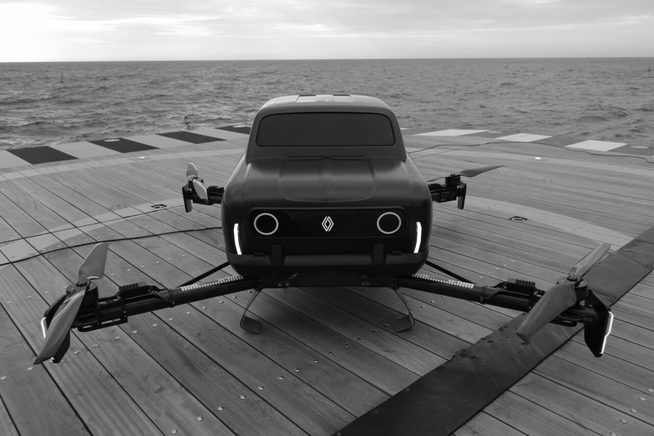 Renault R4 als Quadrocopter - AIR4 5 Renault R4 als Quadrocopter - AIR4