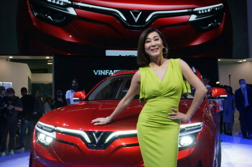 VinFast mit 2 elektrischen SUV-Modelle VF e35 und VF e36 auf Auto Show in LA 3 VinFast mit 2 elektrische SUV-Modelle VF e35 und VF e36 auf Auto Show in LA