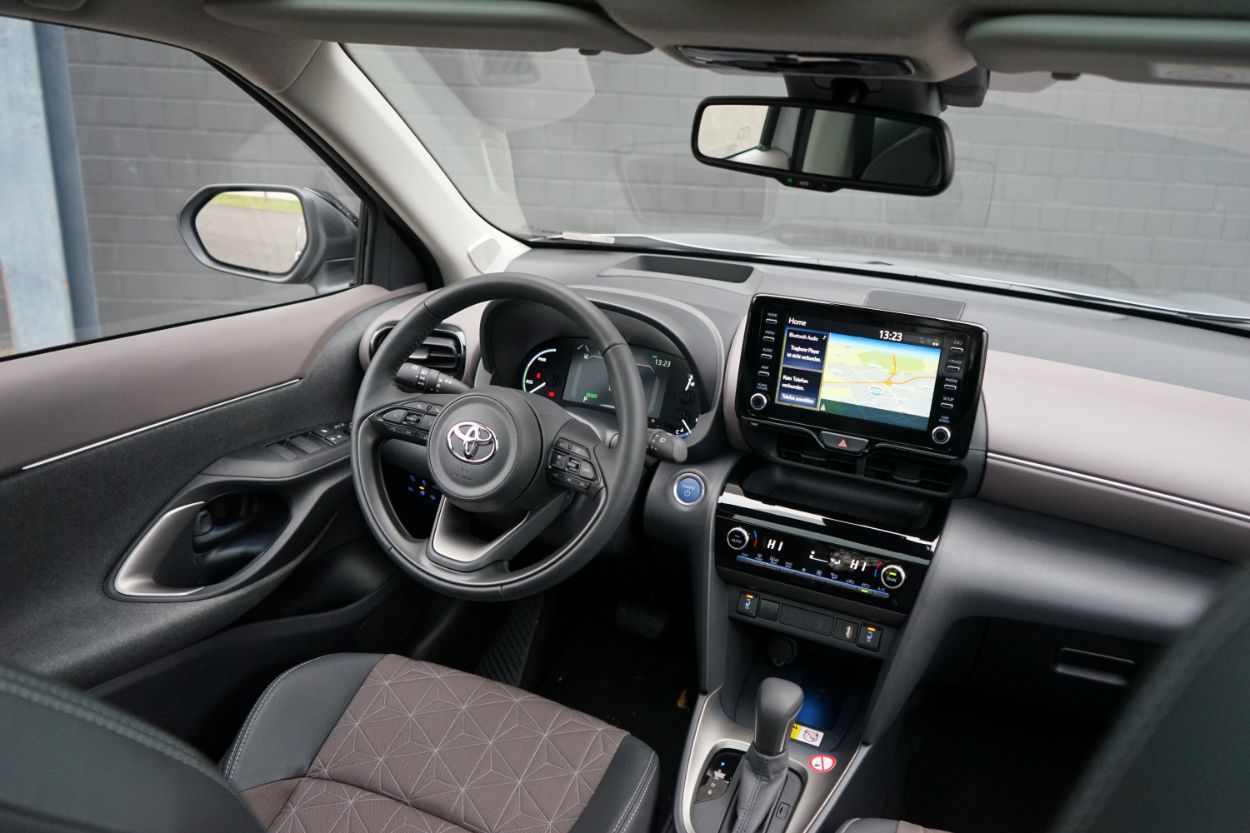 Toyota Yaris Cross 1,5 l Hybrid 4x2 „Elegant“ - vom Kleinwagen Klassiker zum SUV 7 Toyota Yaris Cross Innenraum
