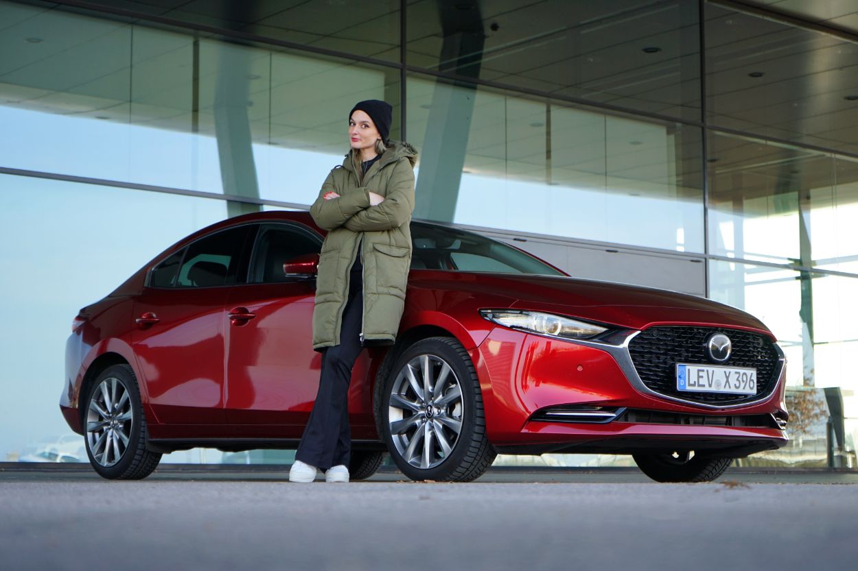 Mazda3 Fastback Selection e-SKYACTIV X (2021) - Verbrauchsgünstiger Benzinmotor mit Kompressionszündung 2 Mazda3 Fastback, NinaCarMaria