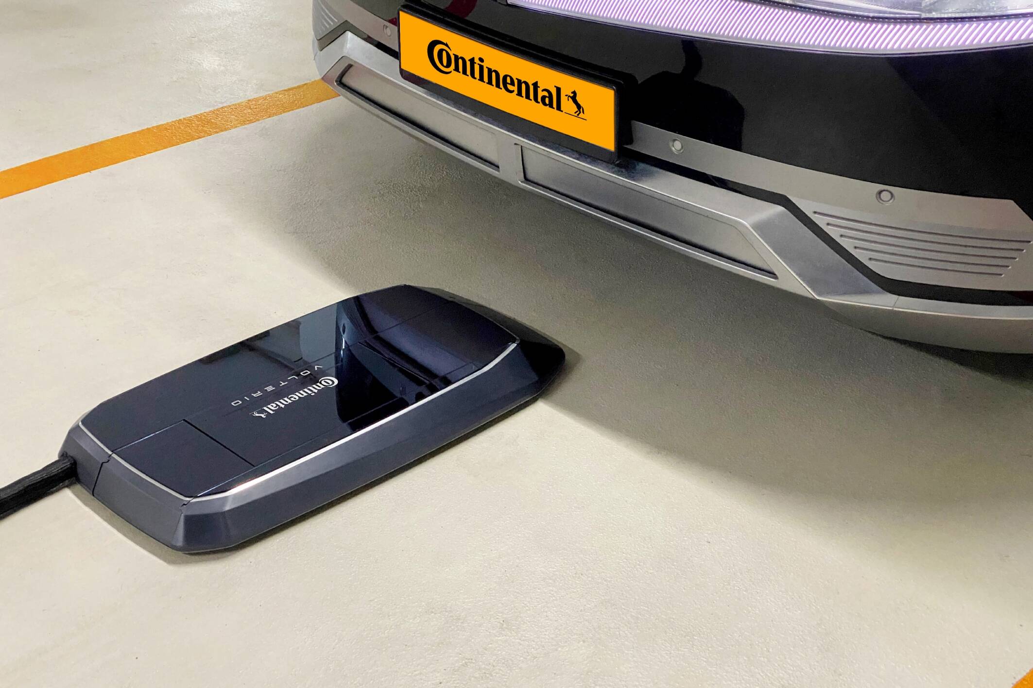 Continental entwickelt Laderoboter für Privatgaragen 2 Continental entwickelt Laderoboter für Privatgaragen