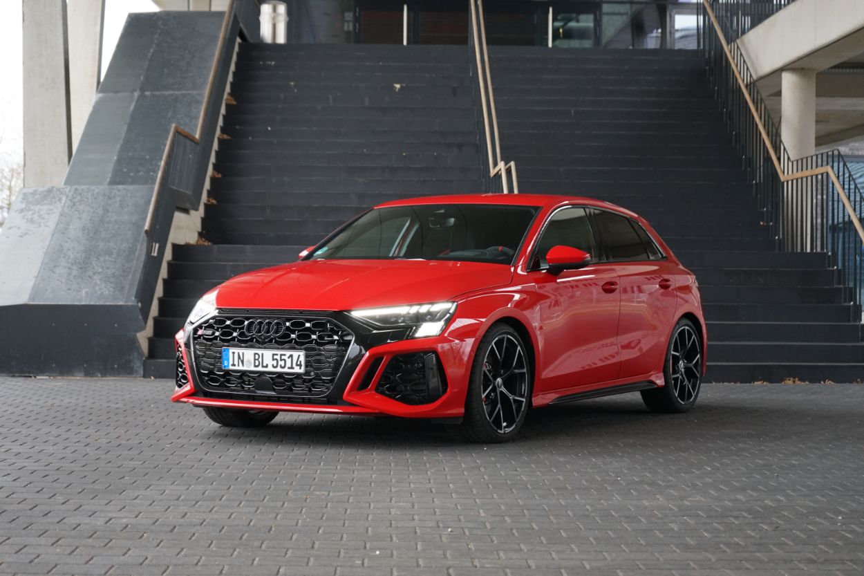 400 PS TANGO! Audi RS3 Sportback (2022) - Test I Beschleunigung I Review I Sound I Autobahn 9 Audi RS 3 Sportback TFSI 294 kW