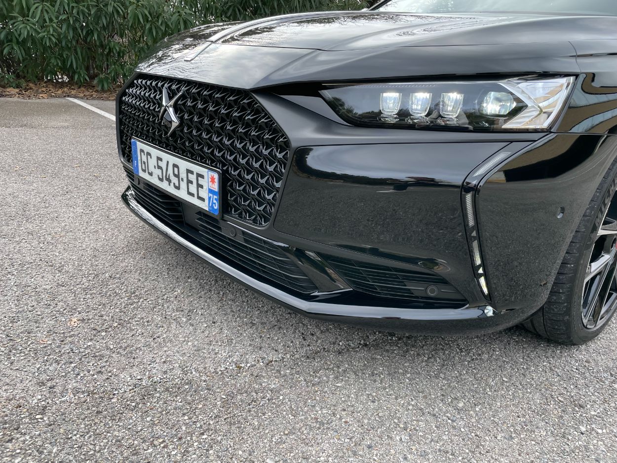 DS 9 (2022) - Frankreichs Edellimousine mit PHEV-Antrieb und 360 Pferden 17 DS9 E-Tense (2022) - Frankreichs Edellimousine nun mit 360 PS