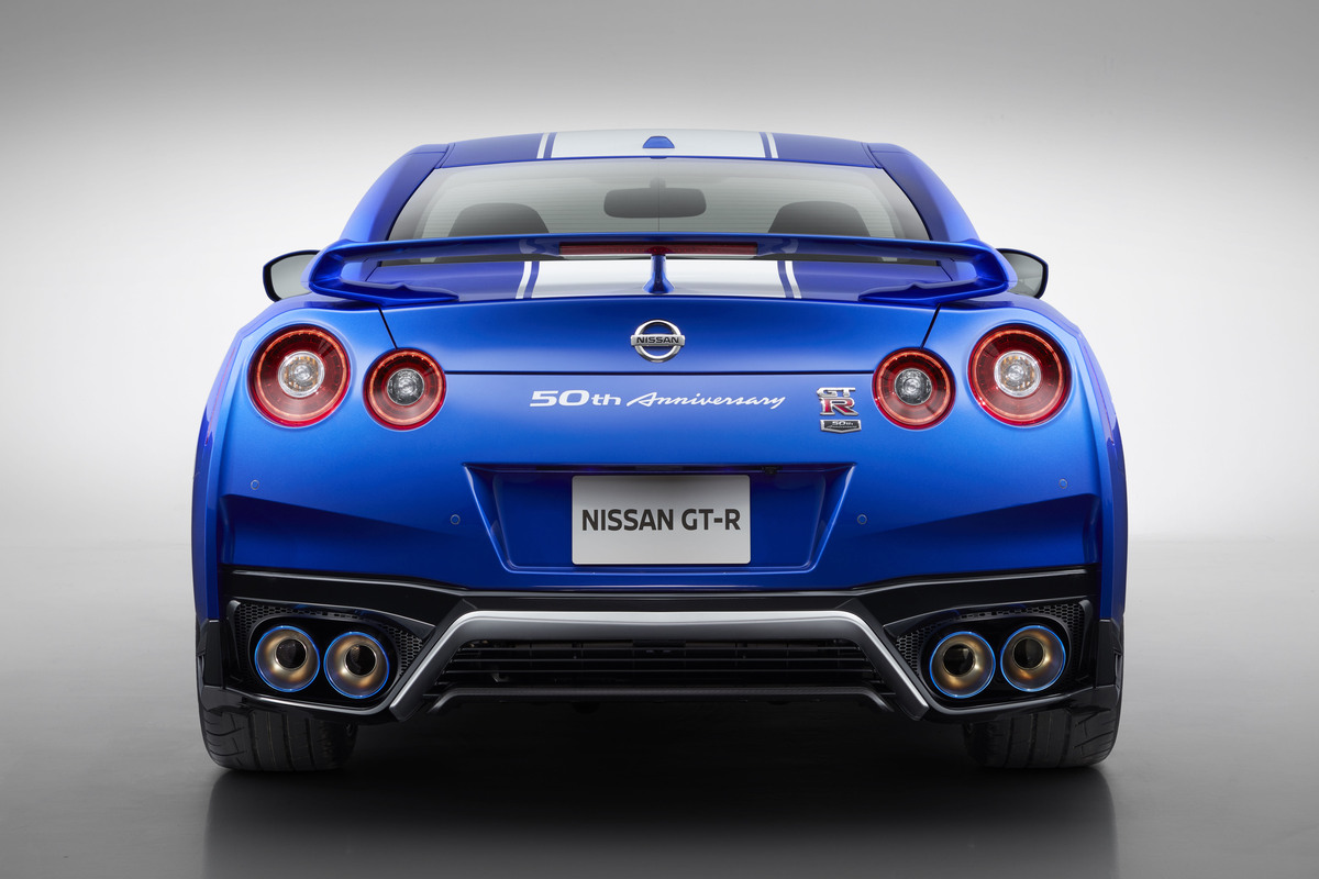 Nissan nimmt Sportwagen GT-R vom Markt 3 Nissan GT-R 50th Anniversary Edition (2020)