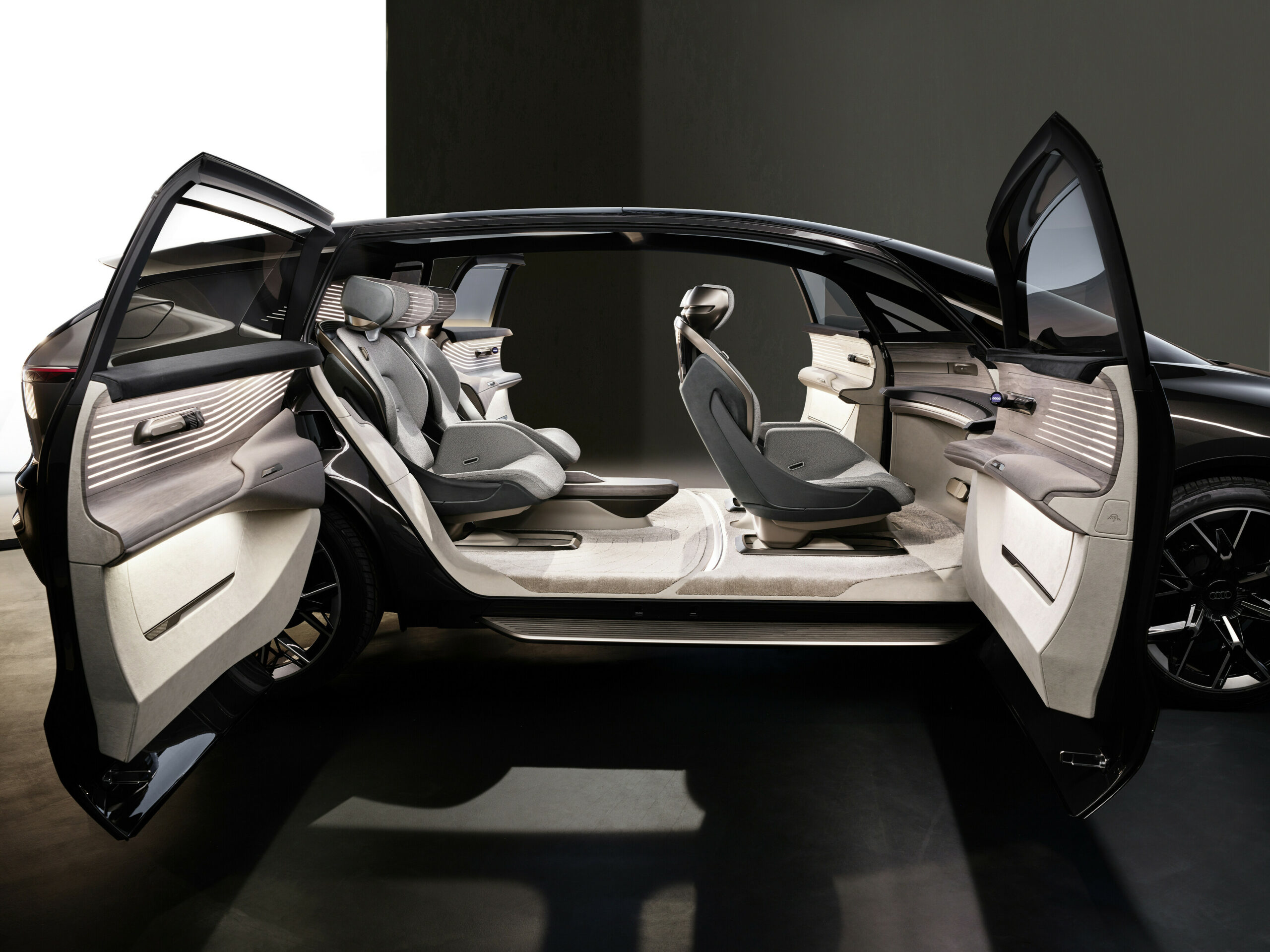 Audi Urbansphere Concept - Ein Raum-Auto für die Megacity 11 Audi Urbansphere Concept - Ein Raum-Auto für die Megacity