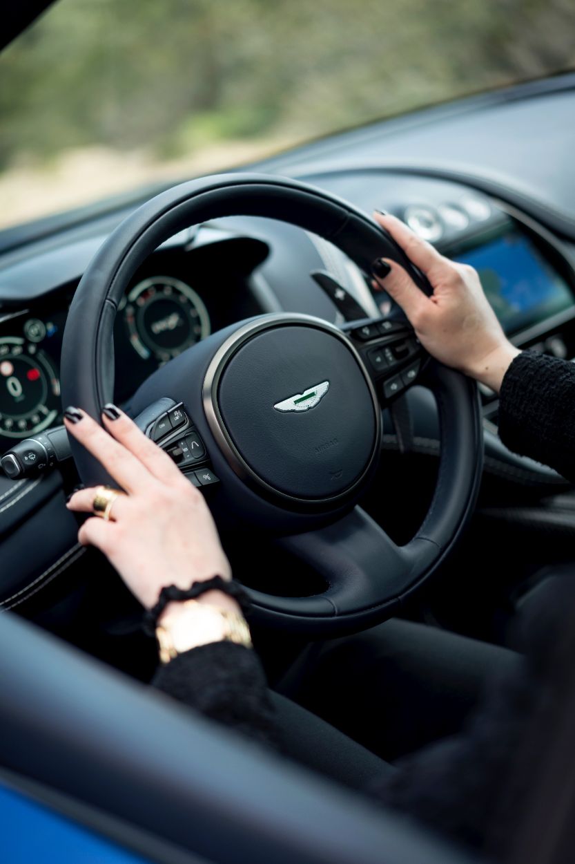 Aston Martin DBX 707 - Der Spion, der mich liebte 2.0 7 Aston Martin DBX 707 - Der Spion, der mich liebte 2.0