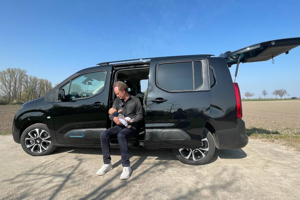 Doppelt gefördert – stimmt das tatsächlich? Citroëns E-Auto-Rabatt mit extremem Preis-Effekt 5 Citroen e-Berlingo (2022) - Familienkombi unter Strom