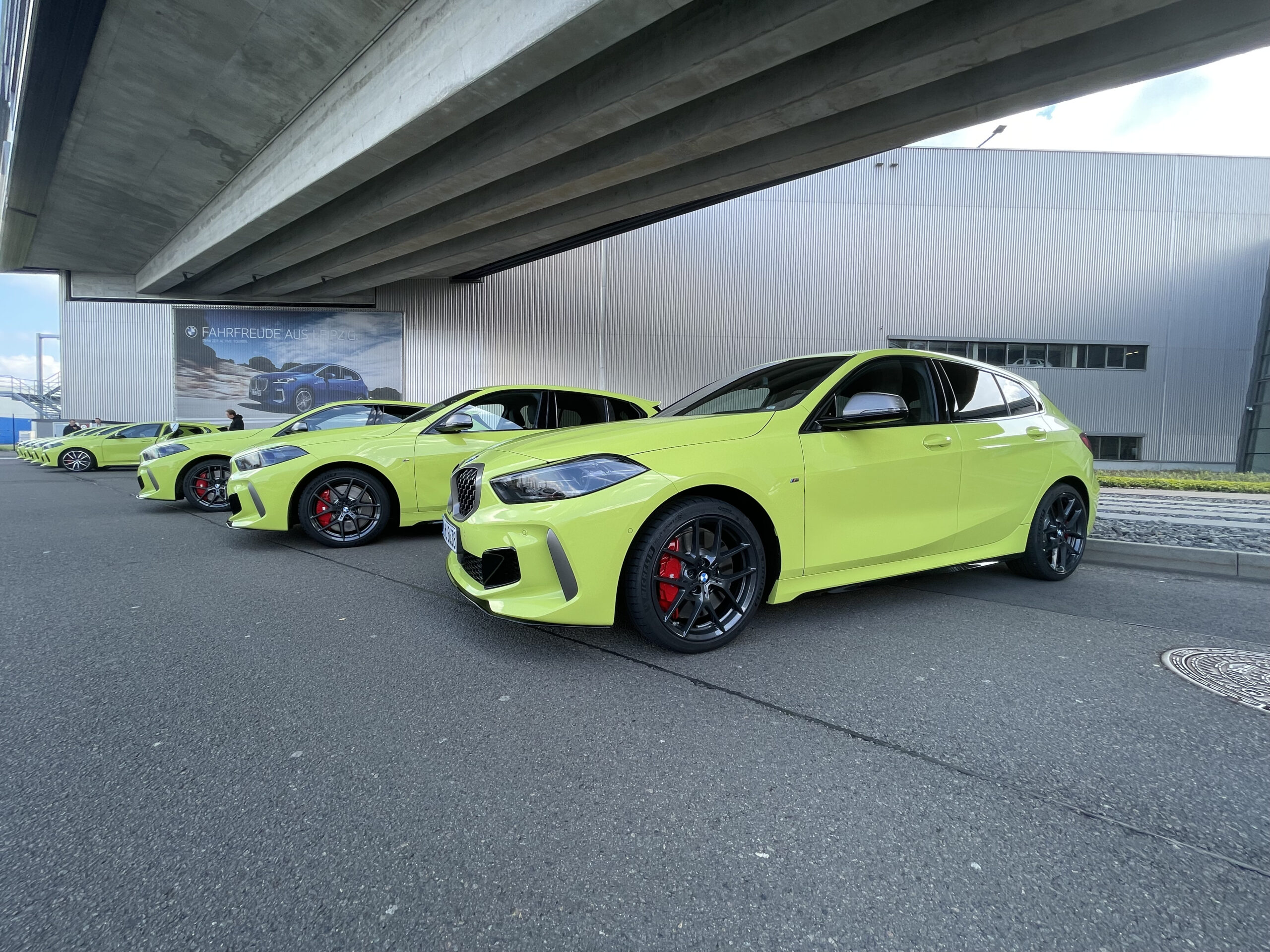 BMW M135i xDrive (2022) - Schneller und sicherer in den Kurven 6 BMW M135i xDrive