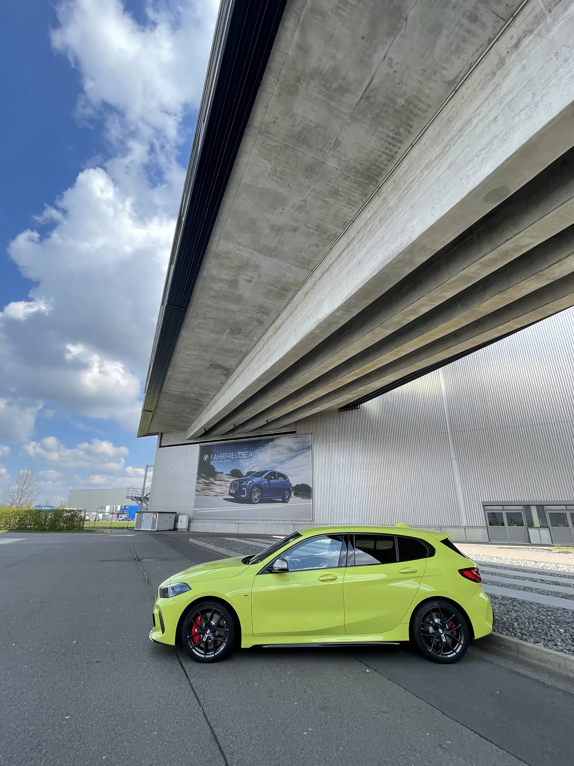 BMW M135i xDrive (2022) - Schneller und sicherer in den Kurven 1 BMW M135i xDrive (2022)