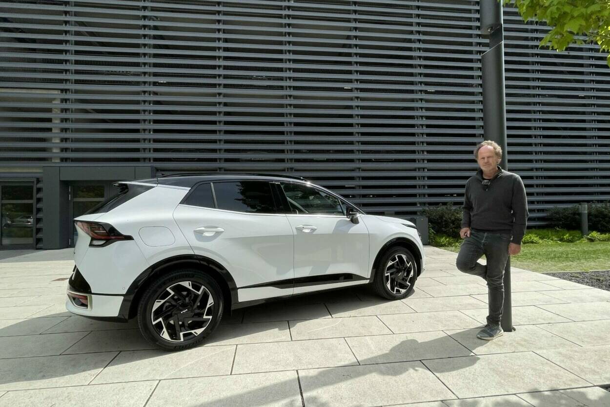 Kia Sportage PHEV (2022) - Teilstromer überzeugt mit 70 km Reichweite 2 Kia Sportage mit Plug-in-Hybrid-Antrieb (2022), Friedbert Weizenecker