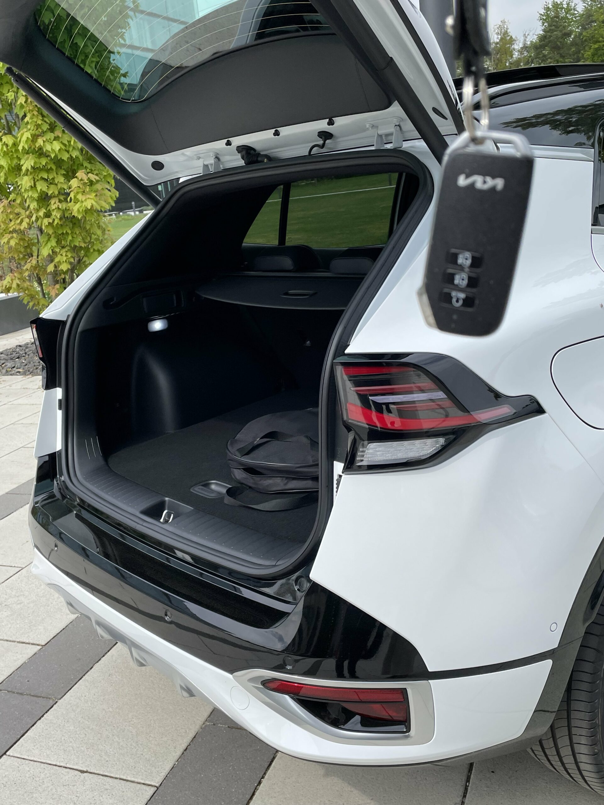 Kia Sportage PHEV (2022) - Teilstromer überzeugt mit 70 km Reichweite 21 Kia Sportage mit Plug-in-Hybrid-Antrieb (2022)