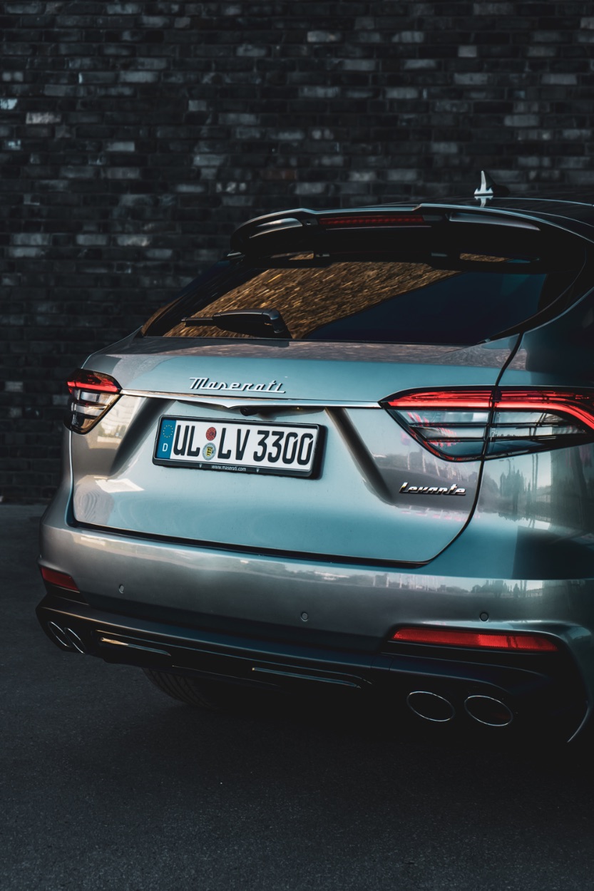 Maserati Levante GT (2023) - Die italienische Antwort auf den Porsche Macan 3 Maserati Levante GT (2023) - Heck