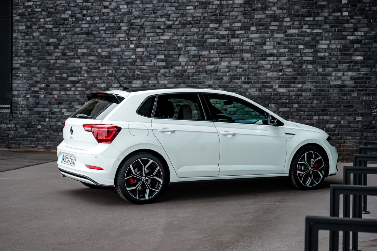 VW Polo GTI (Power-Facelift 2022) - Auch ein Auto-Rücken kann entzücken 2 VW Polo GTI PA 2.0 TSI 152 kW 7-Gang DSG
