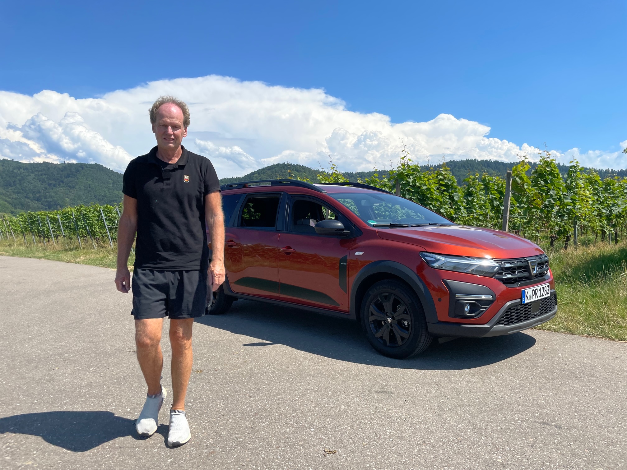 Der MG 4 ist Englands Auto des Jahres 1 Dacia Jogger Extreme (2022) - Familienkombi mit viel Raum für relativ wenig Geld