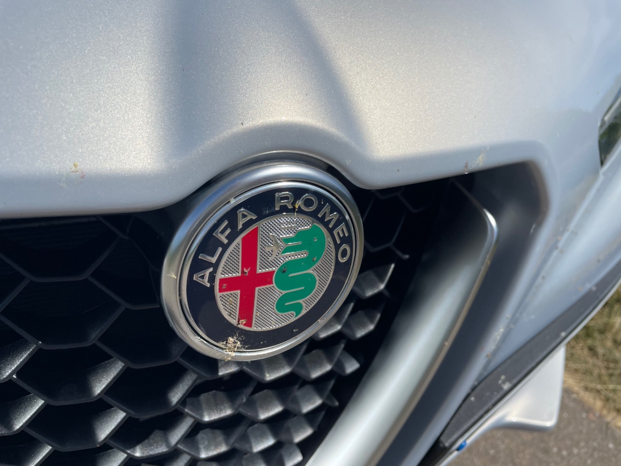 Alfa Romeo Stelvio (2022) - Allradgetriebener Diesel bringt richtig „Bums“ 6 Alfa Romeo Stelvio (2022) - Allradgetriebener Diesel bringt richtig „Bums“ bei geringem Verbrauch
