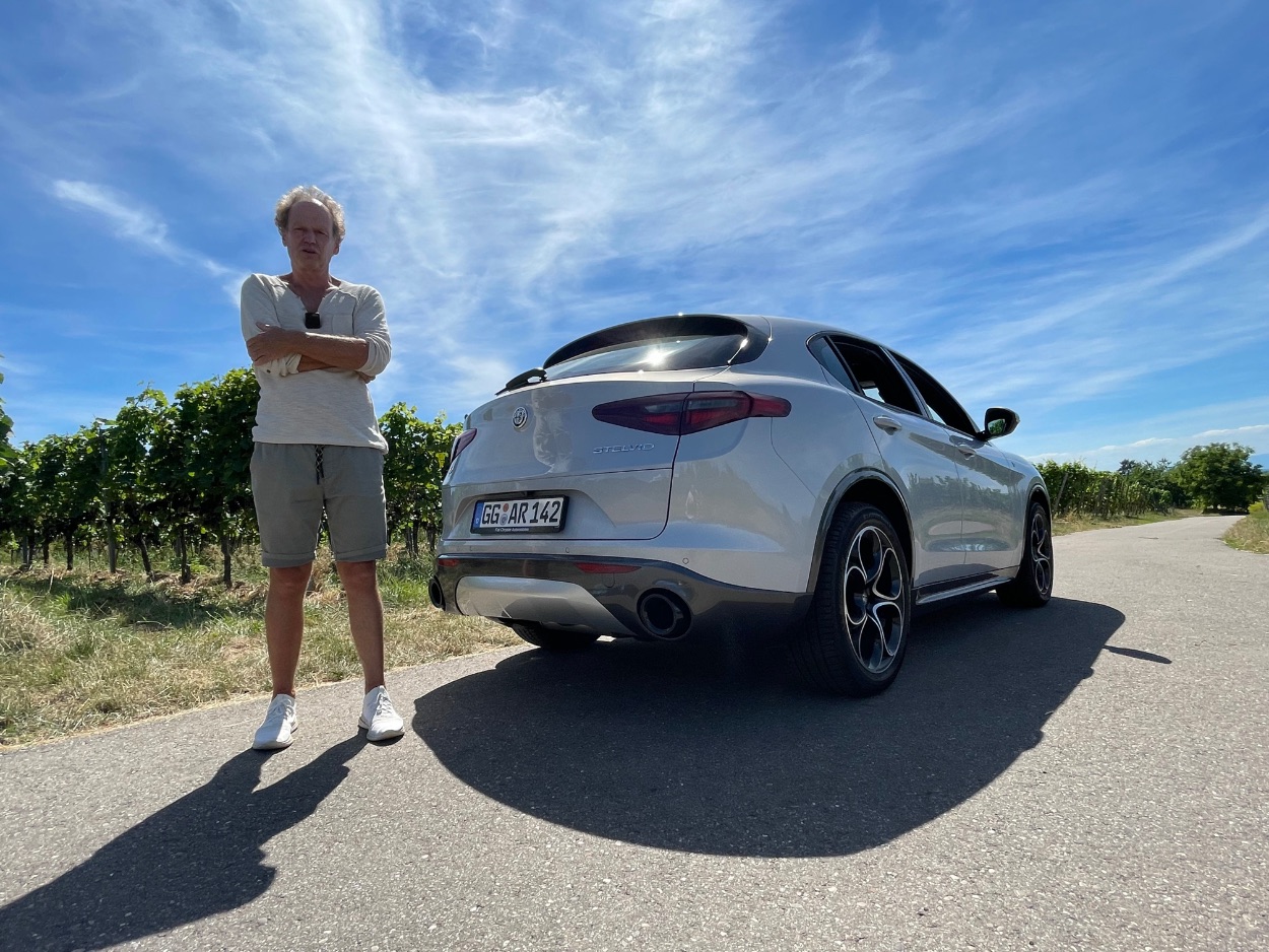 Alfa Romeo Stelvio (2022) - Allradgetriebener Diesel bringt richtig „Bums“ 11 Alfa Romeo Stelvio (2022) - Allradgetriebener Diesel bringt richtig „Bums“ bei geringem Verbrauch