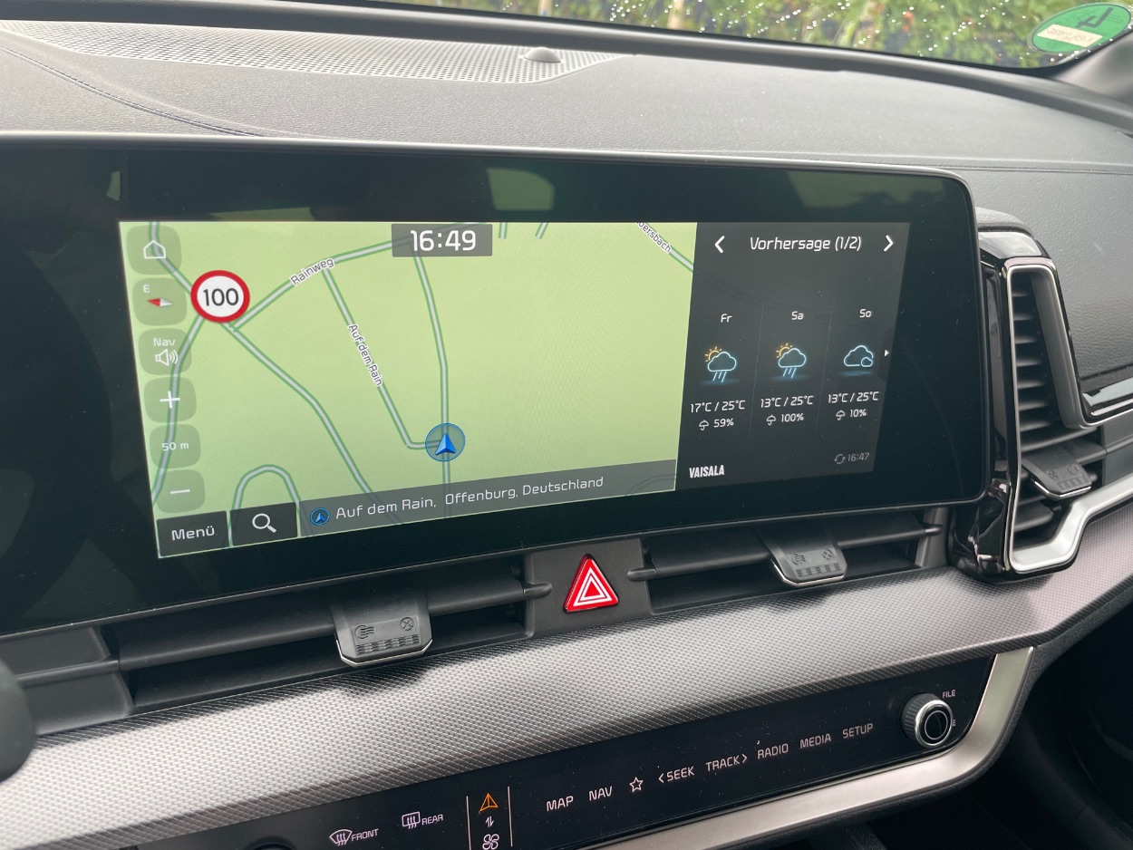 Kia Sportage PHEV (2022) - Plug-in-Hybride vor dem Aus? Haben PHEV eine Zukunft? Vorteile 22 Kia Sportage PHEV Navi