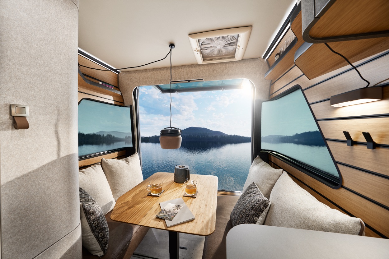 Hymer zeigt Offroad-Reisemobil-Innovation mit Sonnendeck und Schlaf-Etage 8 Hymer Venture S
