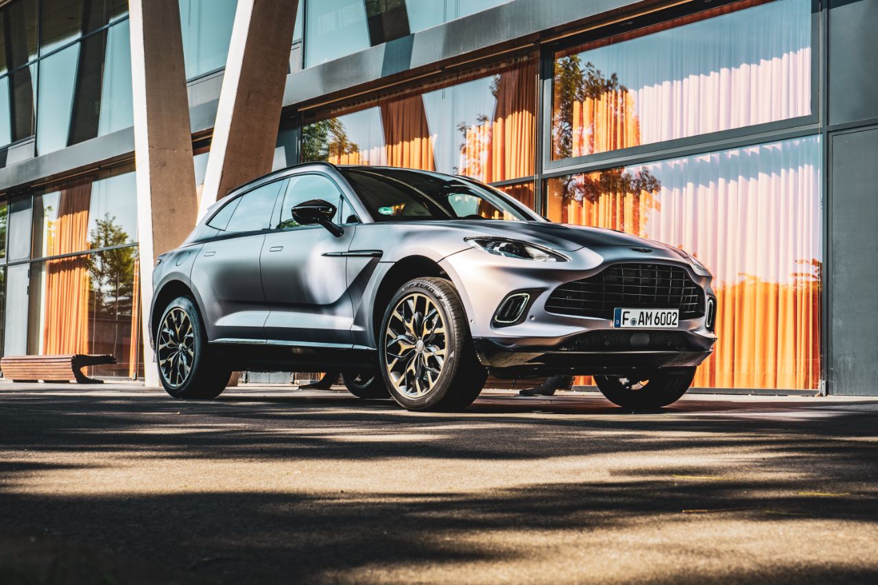 Aston Martin DBX (2023) – NinaCarMaria did it again 6 Aston Martin DBX (2023) – NinaCarMaria did it again