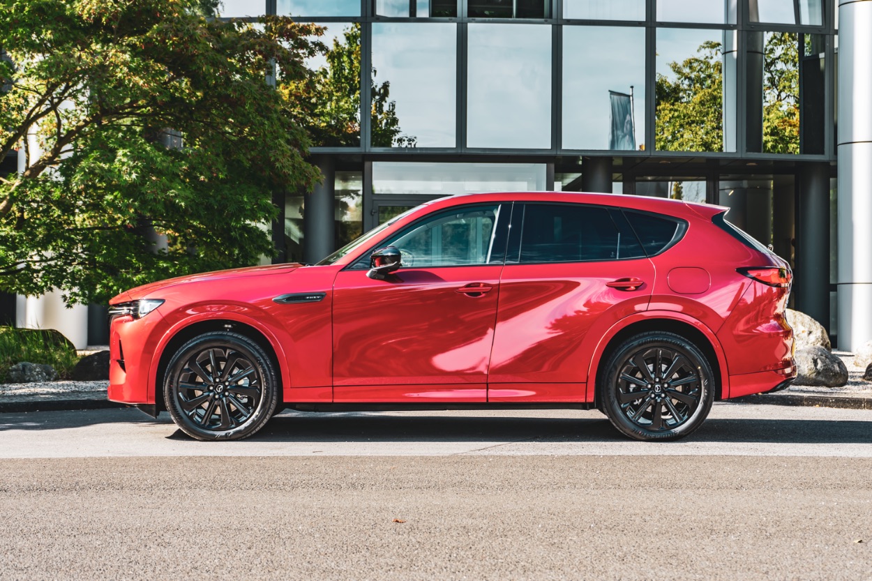 Der neue Mazda CX-60 Plug-in Hybrid (2023) - NinaCarMaria 5 Mazda CX-60 Plug-in Hybrid (2023) - NinaCarMaria
